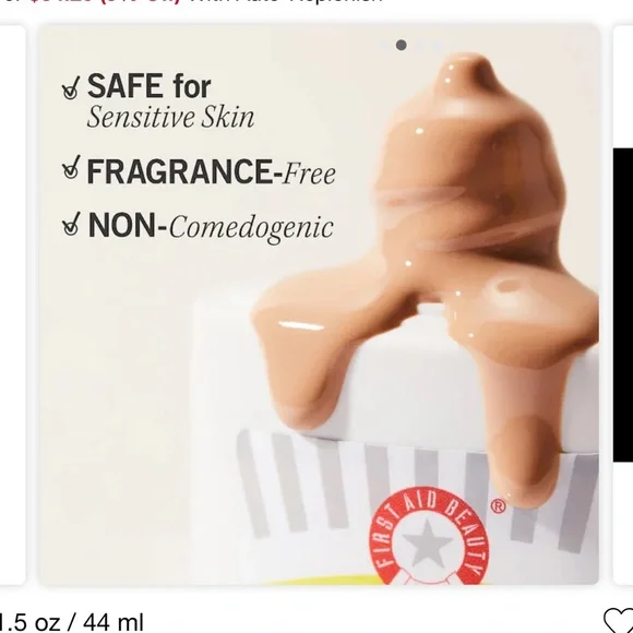 First Aid Beauty Weightless Liquid Mineral Sunscreen with Zinc Oxide SPF 30 - Picture 2 of 5